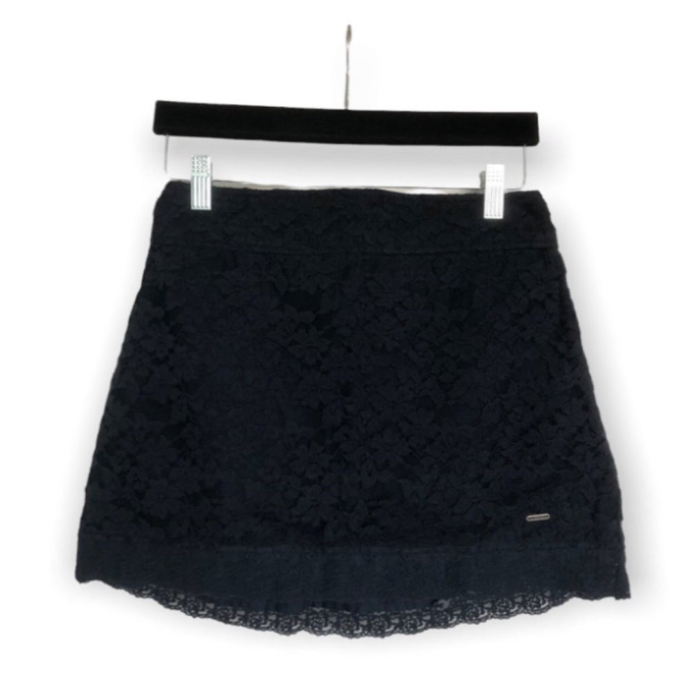 Women’s Navy Blue Lace Mini Skirt